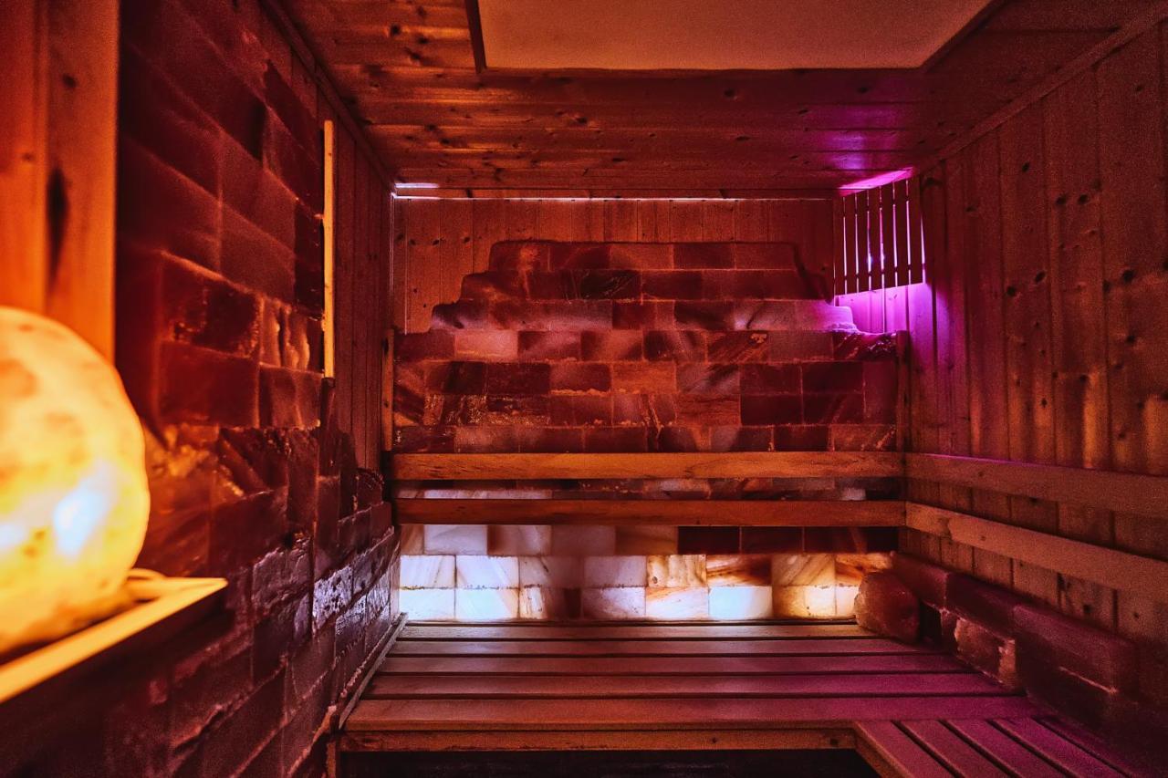 Tokajer Wellness Panzio Hotel Keszthely Exterior photo