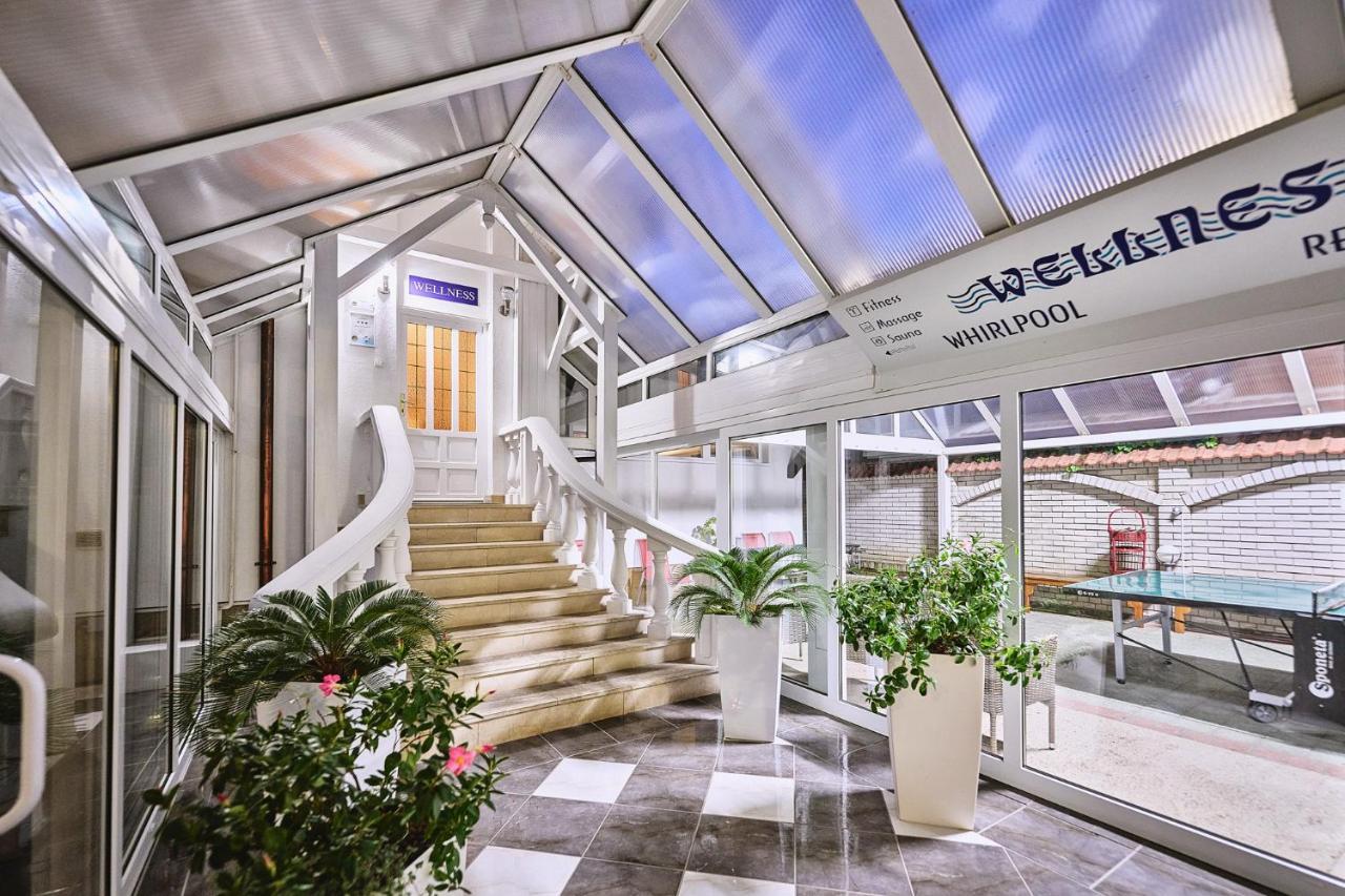 Tokajer Wellness Panzio Hotel Keszthely Exterior photo