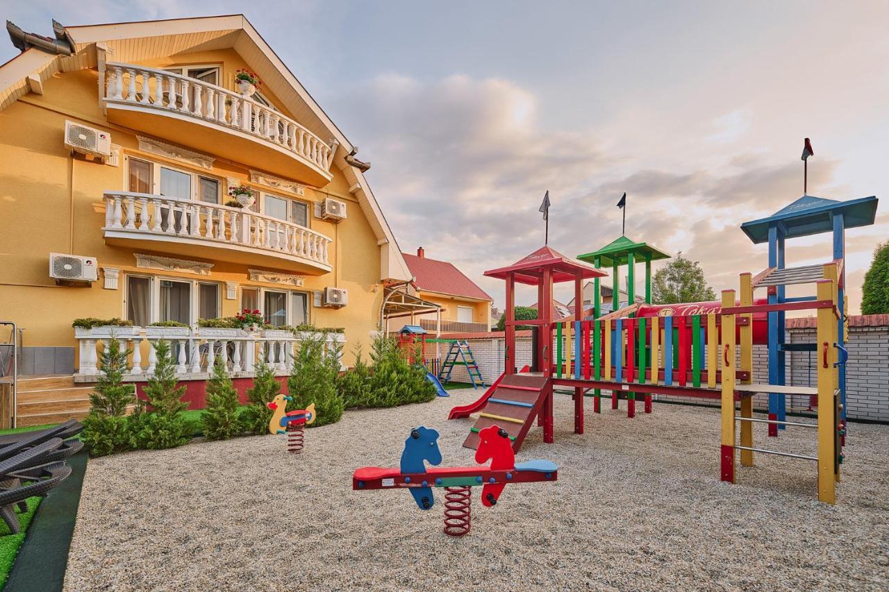 Tokajer Wellness Panzio Hotel Keszthely Exterior photo